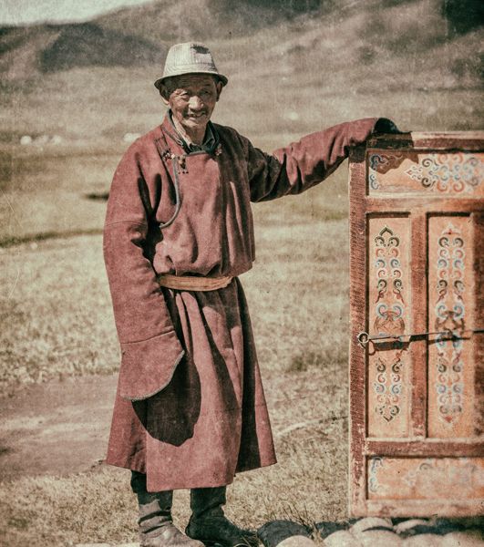 mongolie-for-ever: Le peuple Mongole dans sa steppe natale