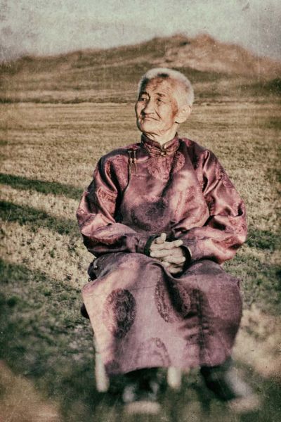 mongolie-for-ever: Le peuple Mongole dans sa steppe natale