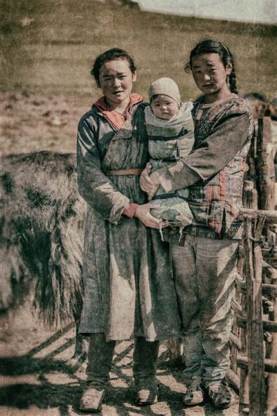 mongolie-for-ever: Le peuple Mongole dans sa steppe natale