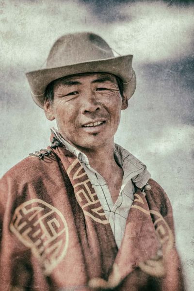 mongolie-for-ever: Le peuple Mongole dans sa steppe natale