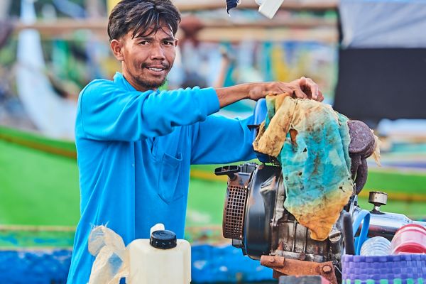 Les pêcheurs de Médéwi sur l' île de Bali